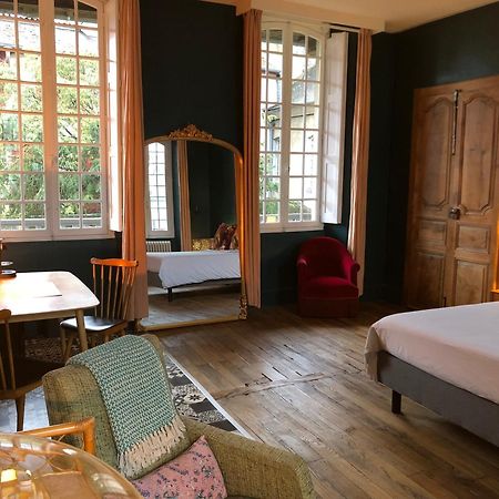 La Maison Aux Murs Anciens Et Ses Chambres Ταρμπ Εξωτερικό φωτογραφία